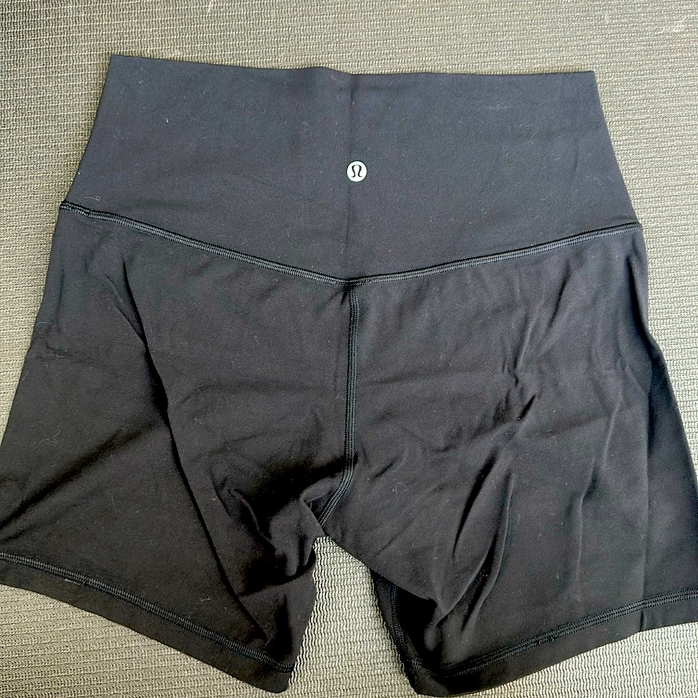 Lululemon Align biker shorts size 10 good condition